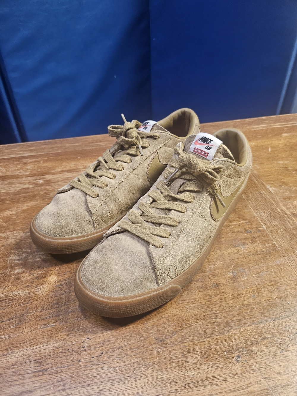 Nike Supreme x SB Blazer Low GT Golden Beige Sneakers Size 10M